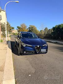 Alfa Romeo Stelvio Q4 2.2 Diesel 210 CV AT8