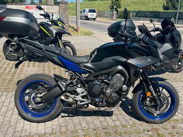 YAMAHA TRACER 900 IMPECCABILE SOLO 19.000 KM