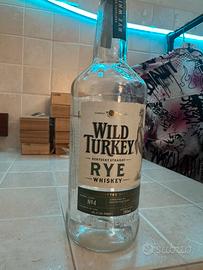 Bottiglia vuota wild turkey rye