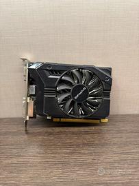Scheda Video Sapphire Radeon R7 250 2GB