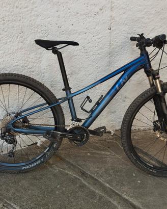 MTB LIV TEMPT 2  27'5