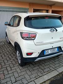 Mahindra kuv 100 / 2022