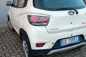 Mahindra kuv 100 / 2022