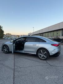 Mercedes EQE 350 4 matic