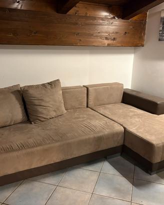 Divano componibile con cassettone