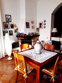 AP1262 -Ampio e luminoso appartamento indipendente