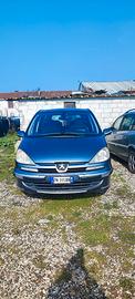 Peugeot 807 2.2 diesel anno 2008