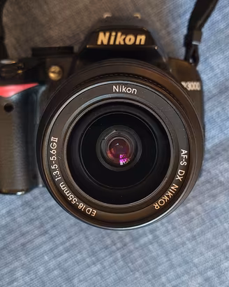 Fotocamera reflex Nikon D3000