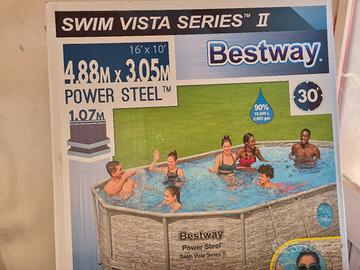 piscina con pompa a sabbia 