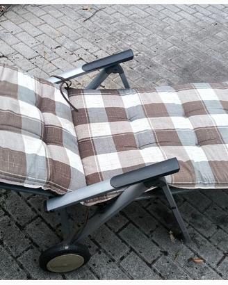 Lettino prendisole