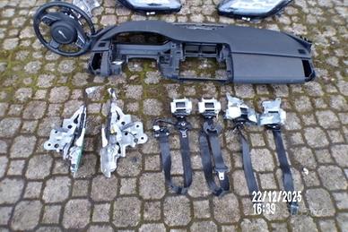 KIT AIRBAG PER JAGUAR E-PACE X540 ANNO 2018