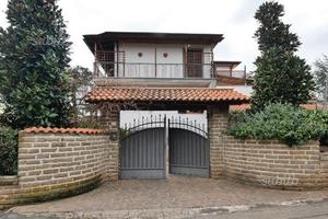 Villa bifamiliare Velletri Sud