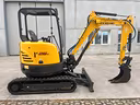 new-holland-e26c
