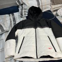 Giubbotto nike con cappuccio nuovo tg XL