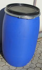 Fusti in platica lt.100