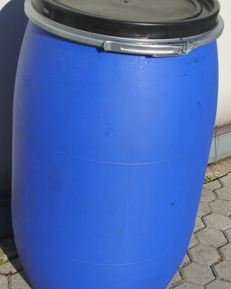 Fusti in platica lt.100