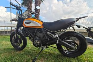 Ducati Scrambler 800 