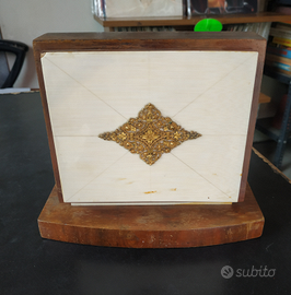 Porta sigarette di legno