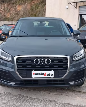 Audi Q2 35 2.0 TDI 150cv Identity Black - 2020