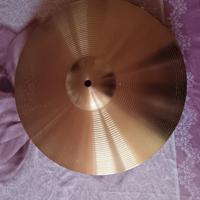 piatti per batteria acustica 