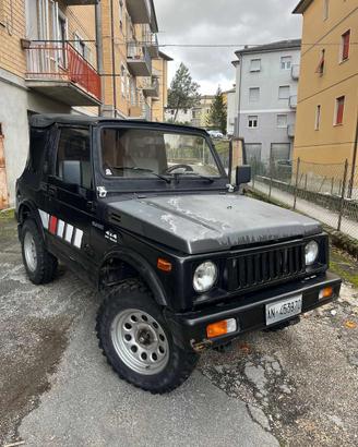 Suzuki Samurai sj410