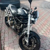 Ducati monster S2R 1000