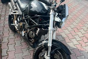 Ducati monster S2R 1000