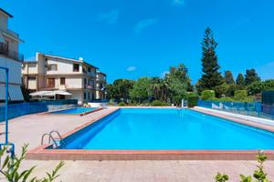 Casa Vacanze Residence Piscina Falcone