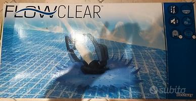 attrezzatura per pulizia piscina