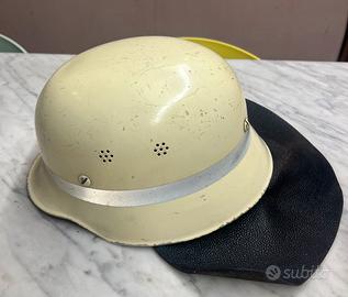 Elmetto tedesco antico