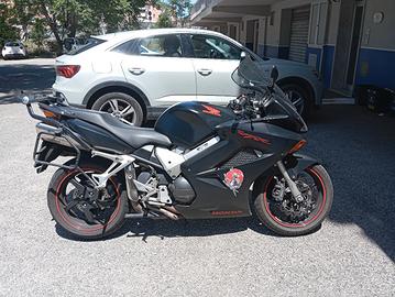  Honda Vfr800vtec