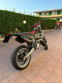 HUSQVARNA SM 125 2T MOTARD