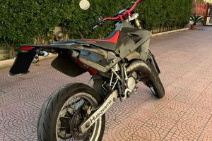 HUSQVARNA SM 125 2T MOTARD