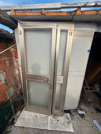 Porta in alluminio con vetro, completa di telaio