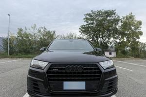Audi Q7 3.0 S-LINE (272cv)  7 posti