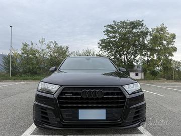 Audi Q7 3.0 S-LINE (272cv)  7 posti