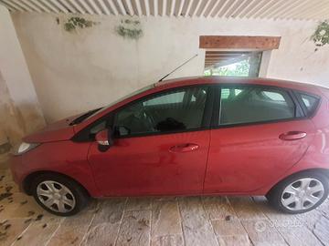 Ford Fiesta 2009 rossa