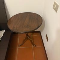 Tavolino in legno
