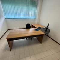 Scrivania ufficio