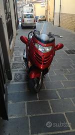 Kymco Grand Dink 250