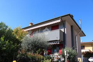 PORZIONE DI BIFAMILIARE A SPINEA