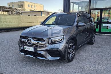MERCEDES GLB 200 d Automatic Premium