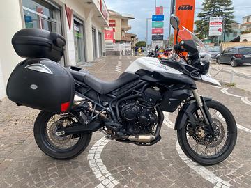 Triumph Tiger 800 XC - 2011