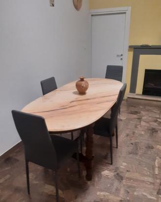 Tavolo ovale con pietra onice rosa
