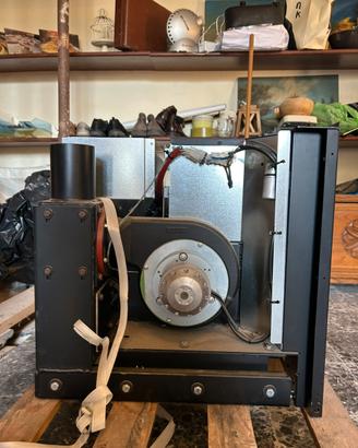 Stufa a pellet da incastro