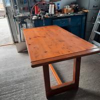 tavolo in legno massello 