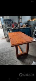 tavolo in legno massello 