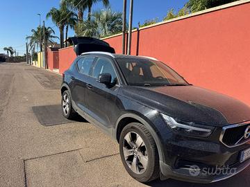 Volvo XC40 D3 Geartronic Business Plus - AUTOCARRO
