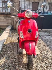 Vespa Lx 50 2t Rossa