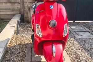Vespa Lx 50 2t Rossa